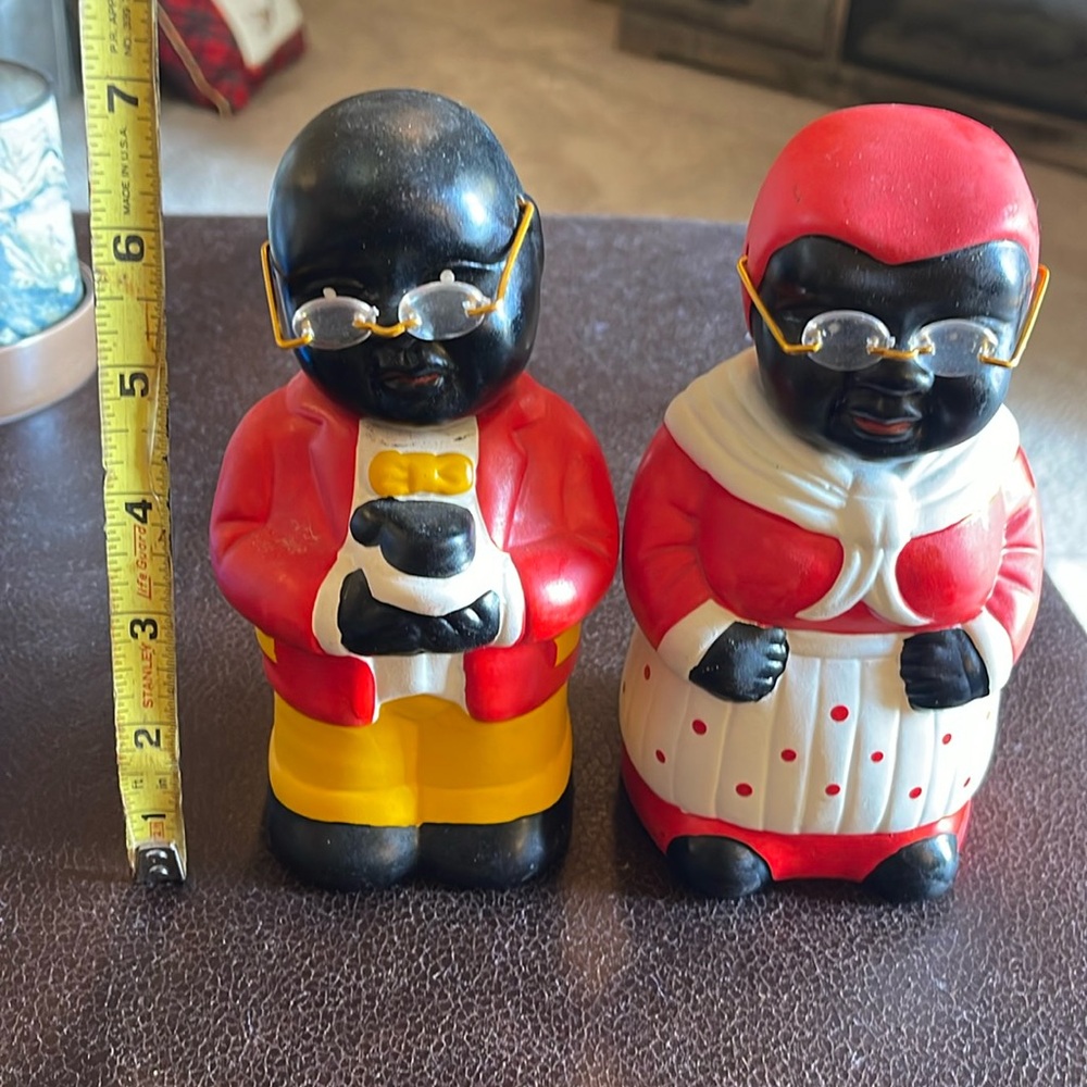 Black Americana ceramic bobble head banks
